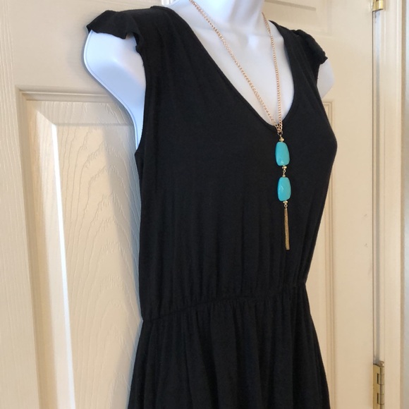 Black Flutter Sleeve Romper - Picture 5 of 15